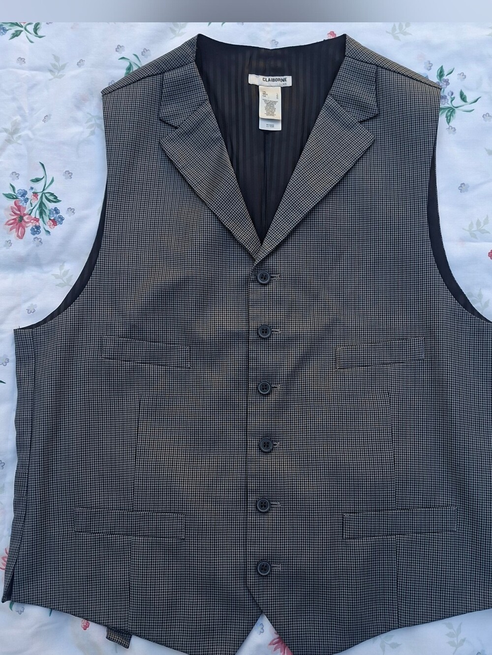 Claiborne Men's Black & Gray Micro-Check Tailored Vest